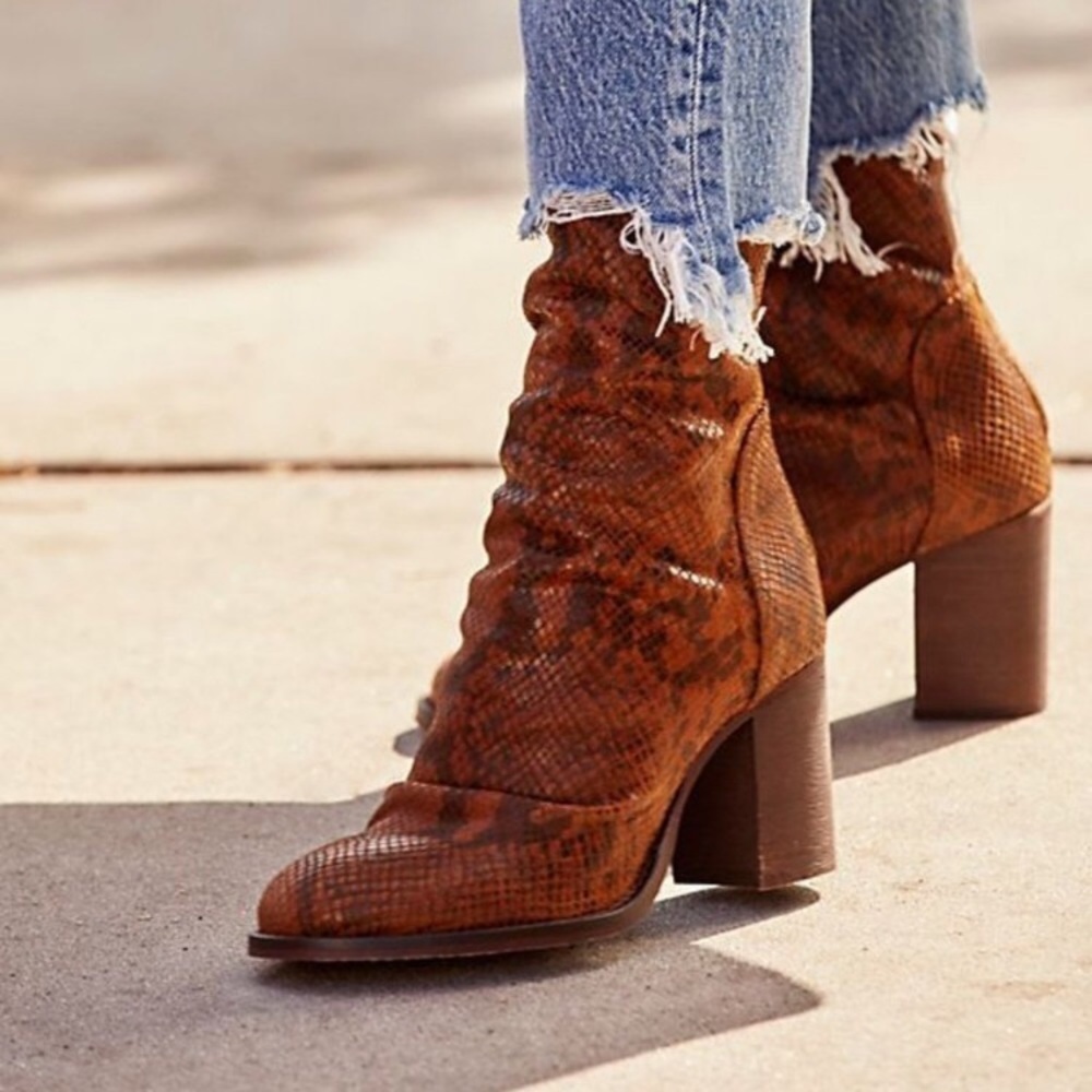 Free People Elle Block Heel Boot Snakeskin Brown 40 39